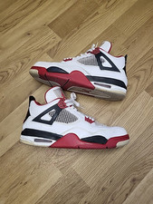 Taglia 9 UK - Jordan 4 Retro