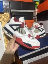 Taglia 11 - Jordan 4 Retro