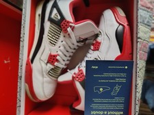 Jordan 4 rosso fuoco