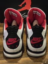 Air Jordan 4 retrò rosso