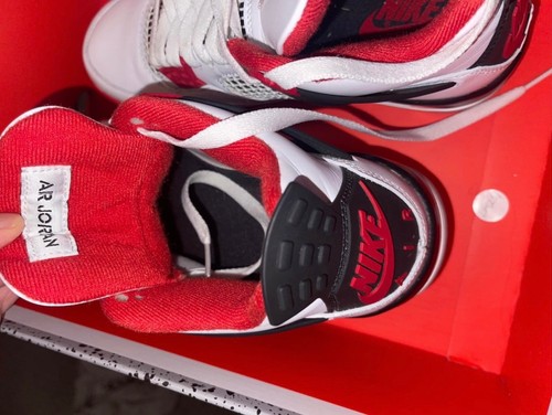 Taglia jordan 4 - 4, retro