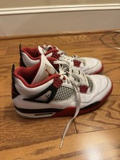Jordan 4 rosso fuoco